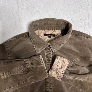 Oobe Women’s Size Large Corduroy long sleeve Shirt Floral Corduroy Western *Read